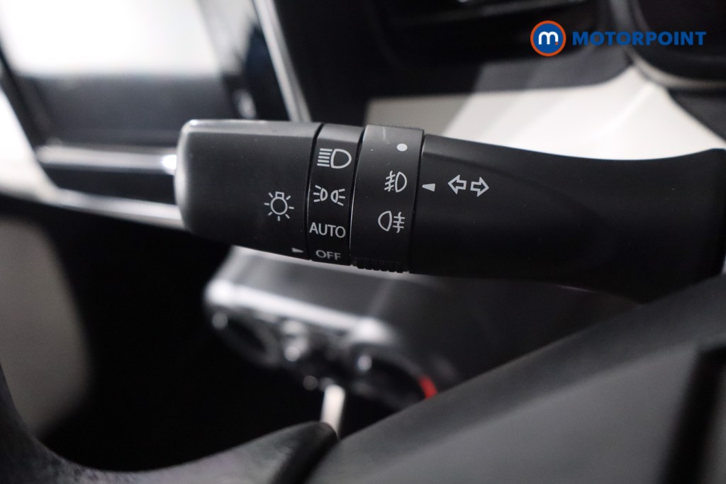 Suzuki Ignis Sz-T Manual Petrol SUV - Stock Number (1619236) - 14th supplementary image