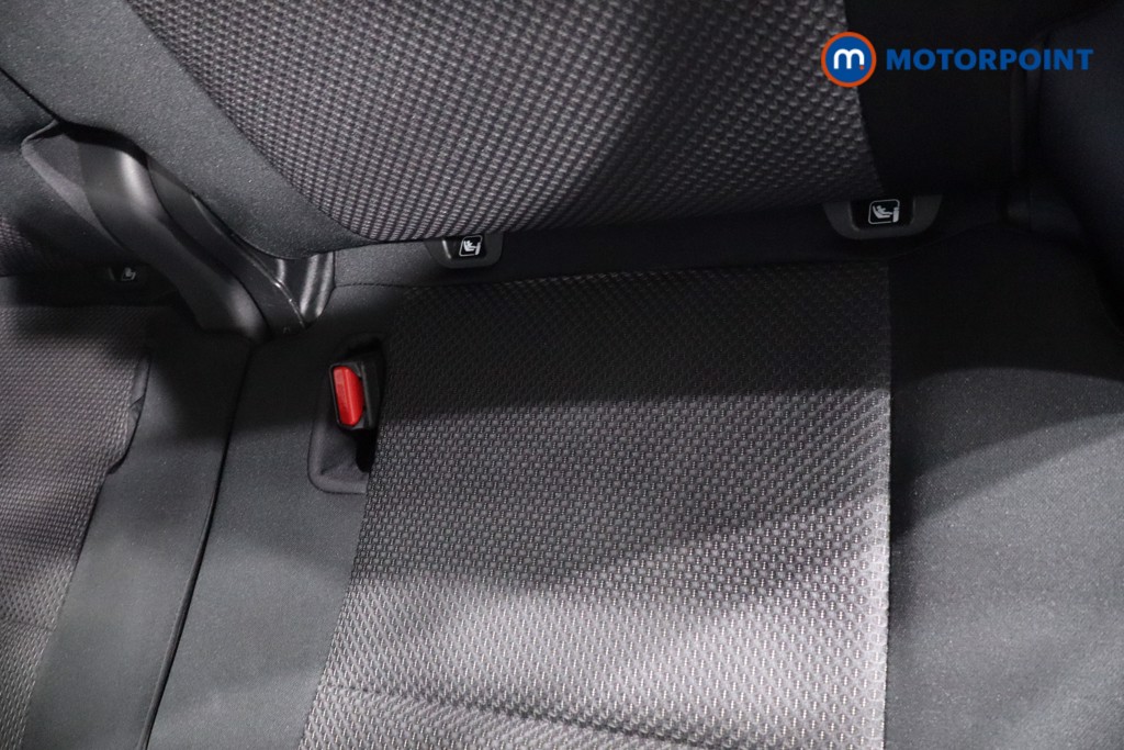 Suzuki Ignis Sz-T Manual Petrol SUV - Stock Number (1619236) - 23rd supplementary image