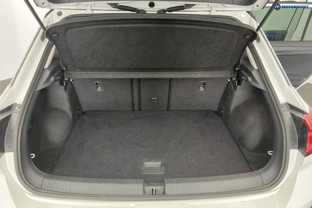 Volkswagen T-Roc Design Manual Diesel SUV - Stock Number (1619298) - 3rd supplementary image