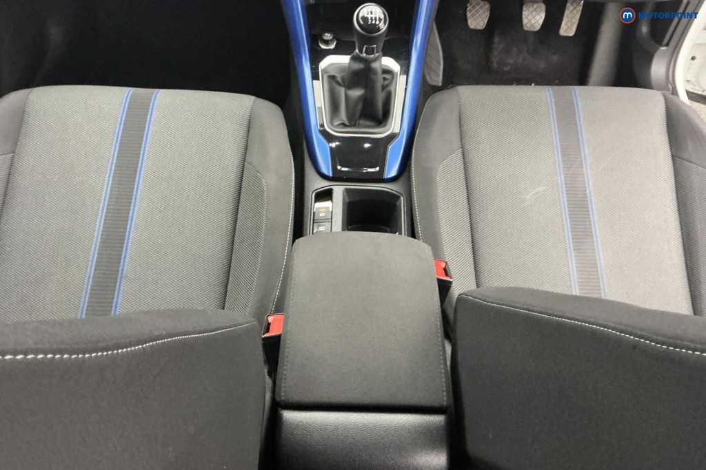 Volkswagen T-Roc Design Manual Diesel SUV - Stock Number (1619298) - 12th supplementary image