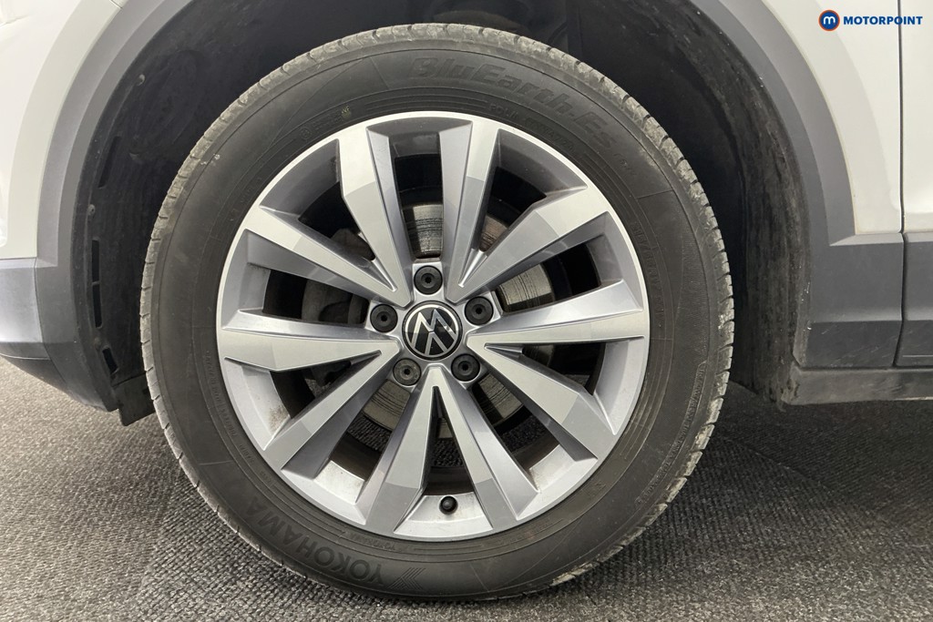 Volkswagen T-Roc Design Manual Diesel SUV - Stock Number (1619298) - 35th supplementary image