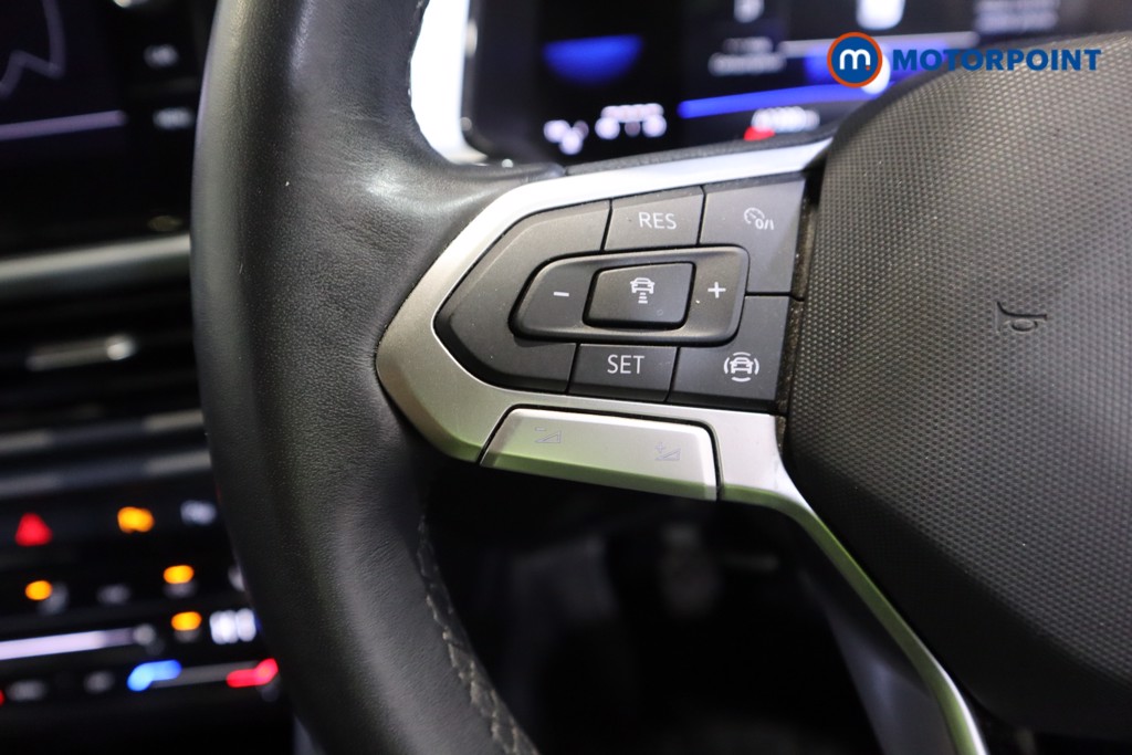 Volkswagen T-Roc Life Manual Petrol SUV - Stock Number (1619353) - 8th supplementary image