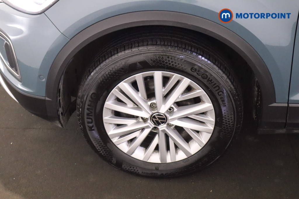Volkswagen T-Roc Life Manual Petrol SUV - Stock Number (1619353) - 29th supplementary image
