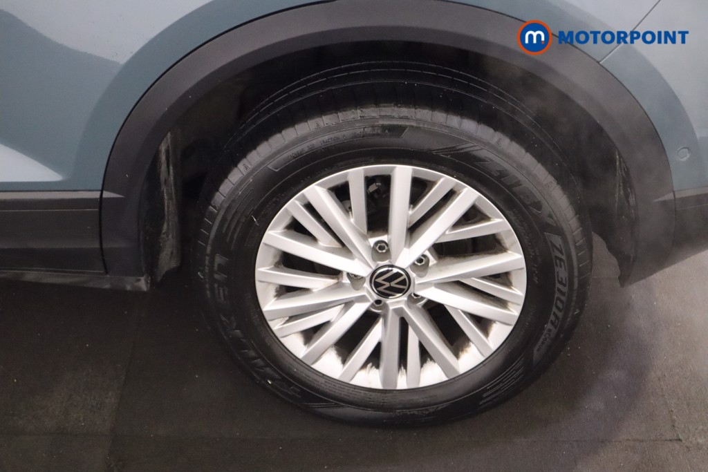 Volkswagen T-Roc Life Manual Petrol SUV - Stock Number (1619353) - 30th supplementary image