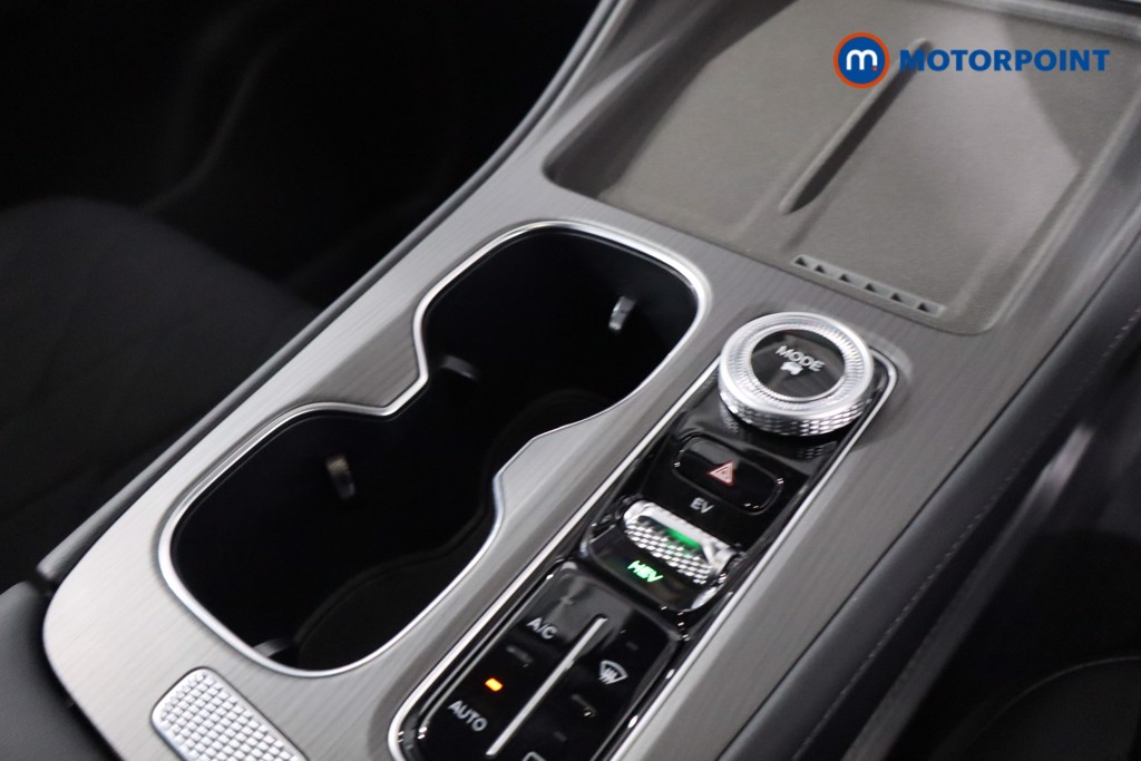 Chery Tiggo 8 Summit Automatic Petrol Plug-In Hybrid SUV - Stock Number (1619398) - 20th supplementary image