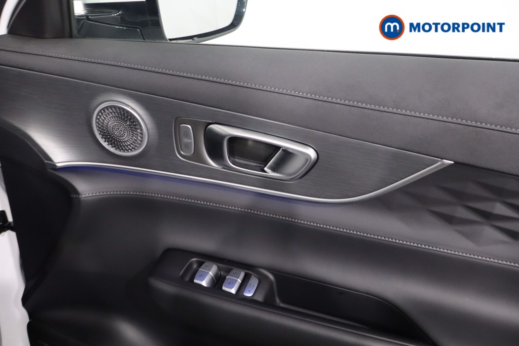 Chery Tiggo 8 Summit Automatic Petrol Plug-In Hybrid SUV - Stock Number (1619398) - 26th supplementary image