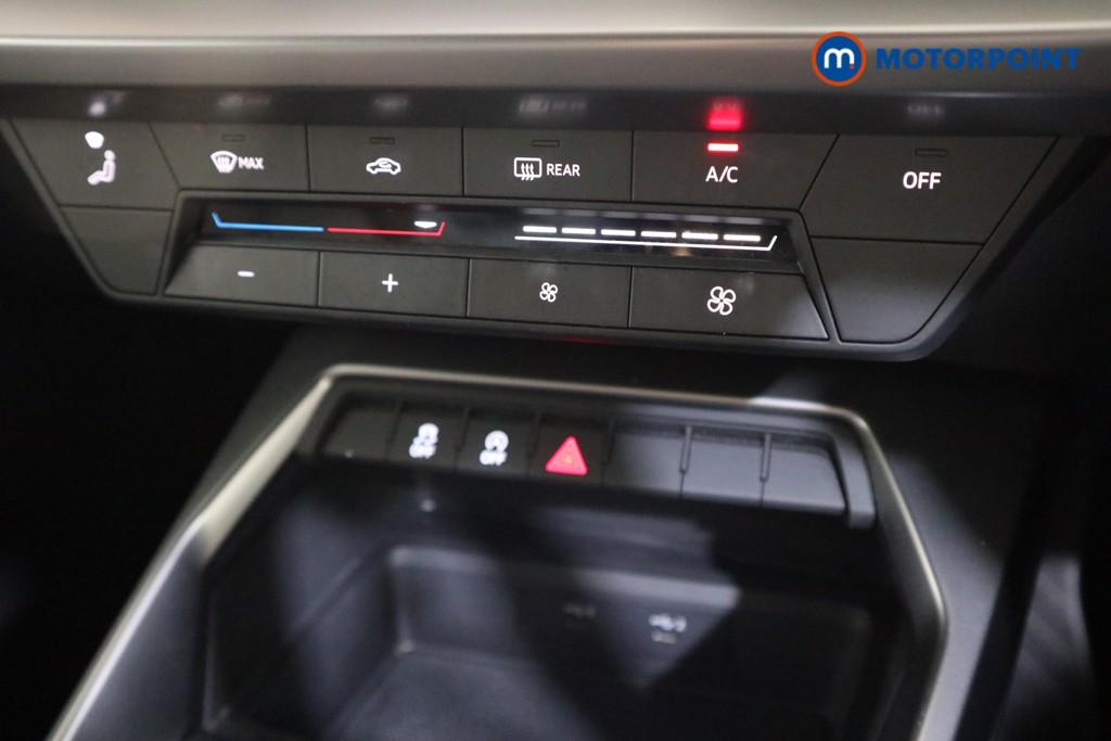 Audi A3 Technik Manual Petrol Hatchback - Stock Number (1619541) - 7th supplementary image