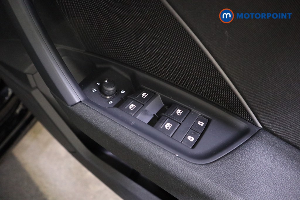 Audi A3 Technik Manual Petrol Hatchback - Stock Number (1619541) - 15th supplementary image