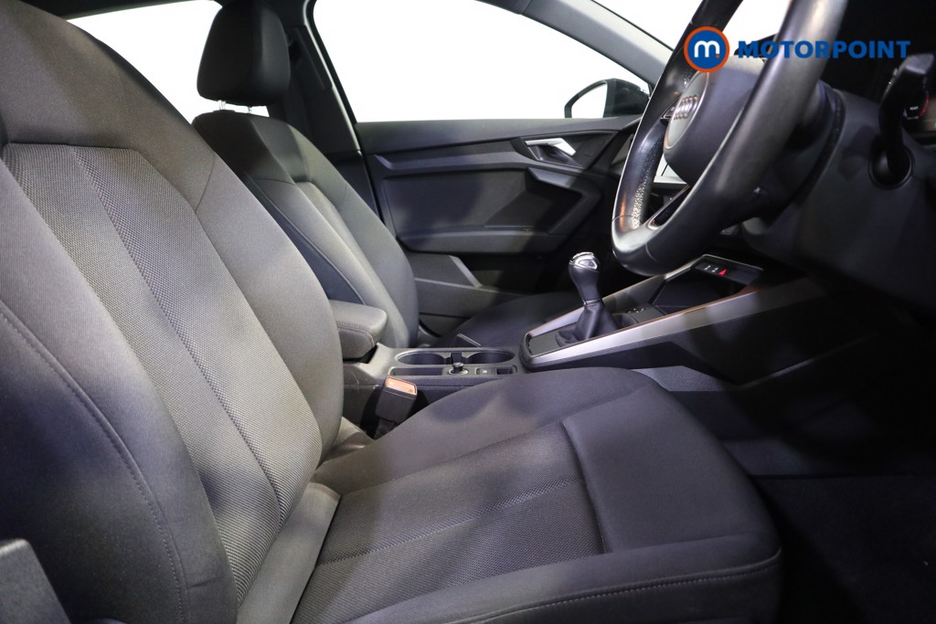 Audi A3 Technik Manual Petrol Hatchback - Stock Number (1619541) - 16th supplementary image