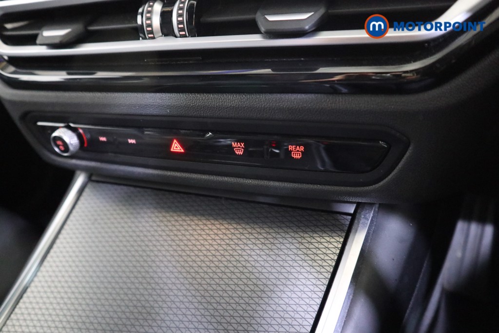 BMW 3 Series M Sport Automatic Petrol Plug-In Hybrid Estate - Stock Number (1619630) - 8th supplementary image