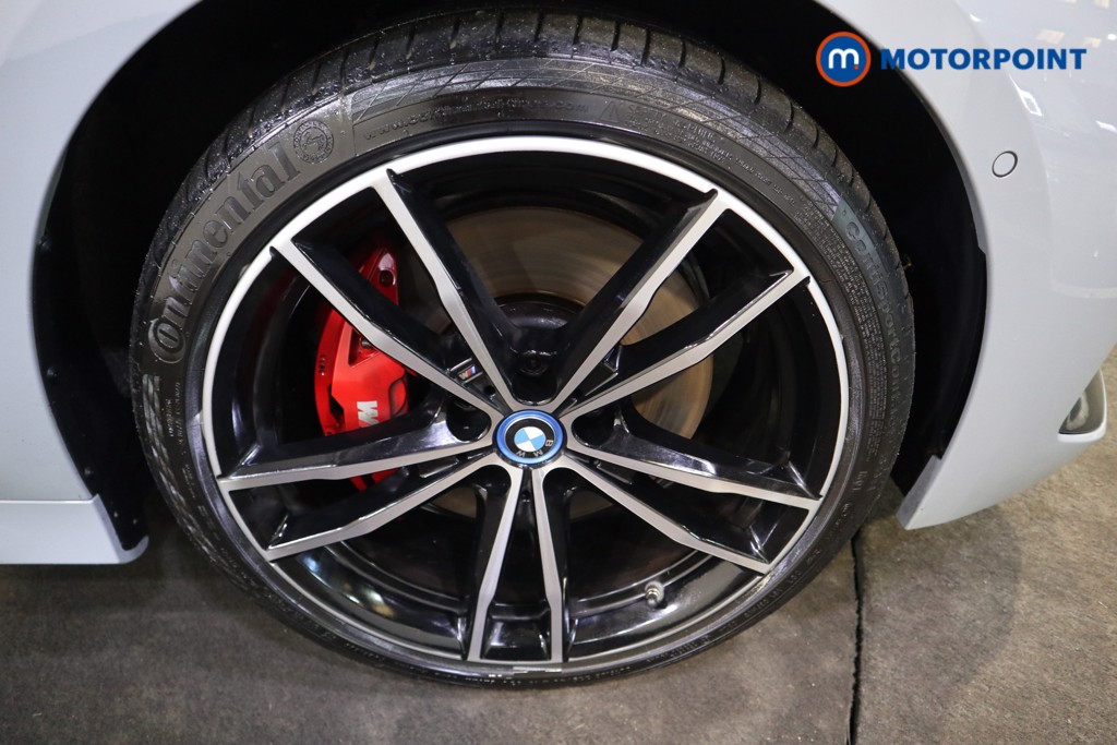 BMW 3 Series M Sport Automatic Petrol Plug-In Hybrid Estate - Stock Number (1619630) - 27th supplementary image
