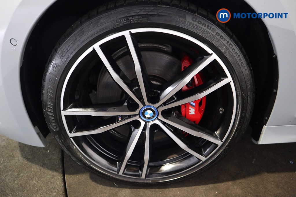 BMW 3 Series M Sport Automatic Petrol Plug-In Hybrid Estate - Stock Number (1619630) - 28th supplementary image