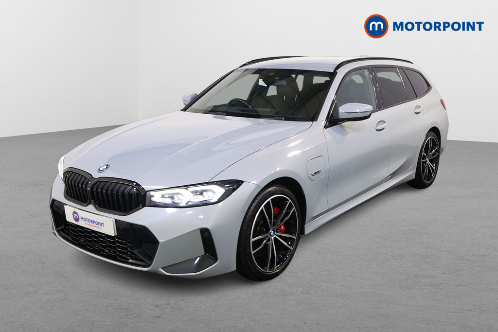 BMW 3 Series M Sport Automatic Petrol Plug-In Hybrid Estate - Stock Number (1619630) - Passenger side front corner
