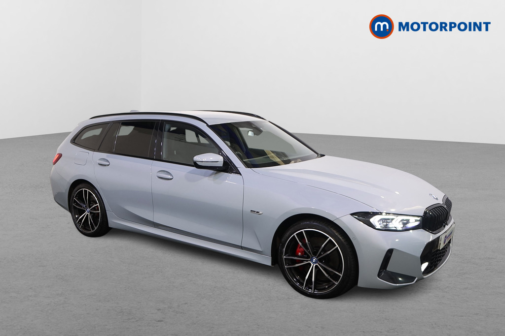 BMW 3 Series M Sport Automatic Petrol Plug-In Hybrid Estate - Stock Number (1619630) - Drivers side front corner