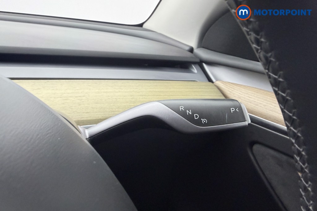 Tesla Model Y Long Range Automatic Electric SUV - Stock Number (1619670) - 5th supplementary image