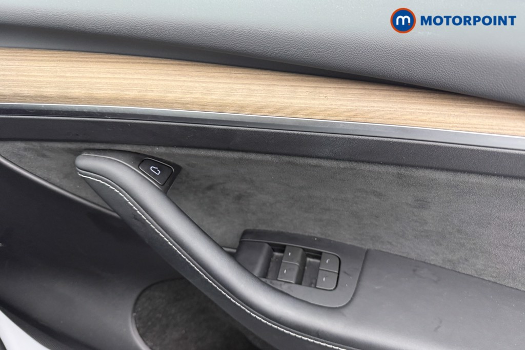 Tesla Model Y Long Range Automatic Electric SUV - Stock Number (1619670) - 6th supplementary image