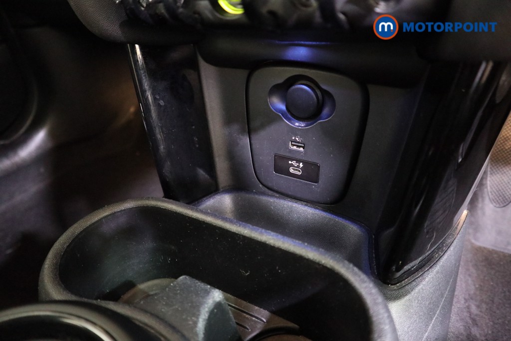 Mini Hatchback Cooper S Level 3 Automatic Electric Hatchback - Stock Number (1619766) - 8th supplementary image