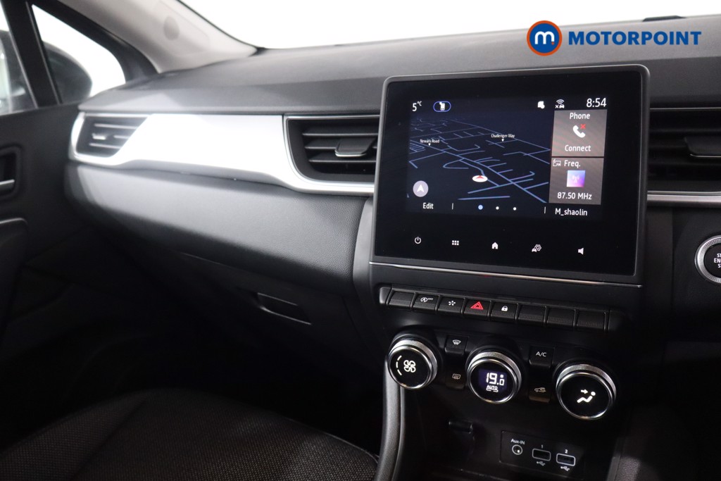 Renault Captur Techno Manual Petrol SUV - Stock Number (1619978) - 16th supplementary image