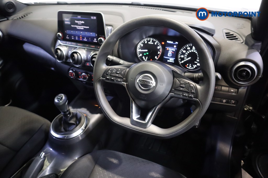 Nissan Juke Acenta Manual Petrol SUV - Stock Number (1620185) - 1st supplementary image