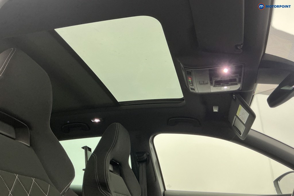 Skoda Karoq Sportline Edition Automatic Petrol SUV - Stock Number (1621011) - 10th supplementary image