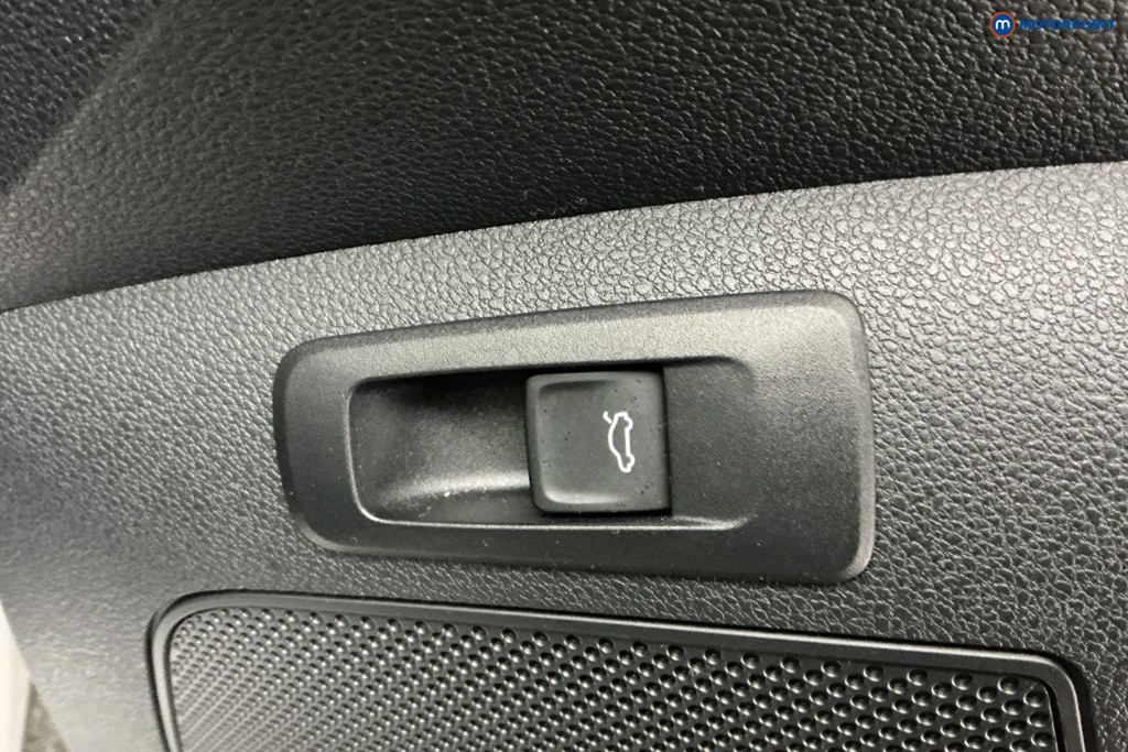 Skoda Karoq Sportline Edition Automatic Petrol SUV - Stock Number (1621011) - 29th supplementary image