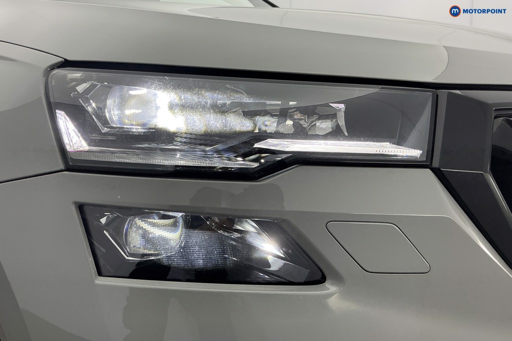 Skoda Karoq Sportline Edition Automatic Petrol SUV - Stock Number (1621011) - 32nd supplementary image