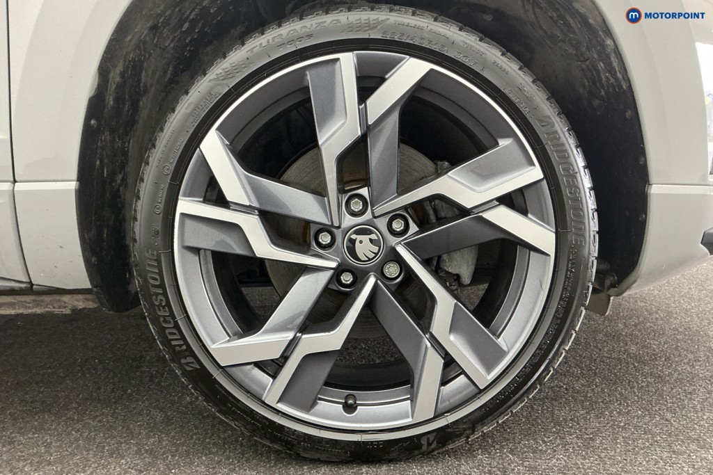 Skoda Karoq Sportline Edition Automatic Petrol SUV - Stock Number (1621011) - 39th supplementary image