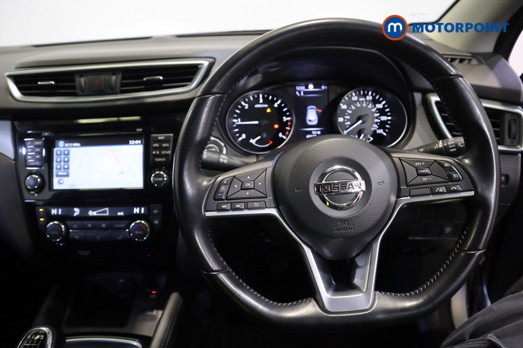 Nissan Qashqai Tekna Manual Diesel SUV - Stock Number (1621044) - 5th supplementary image