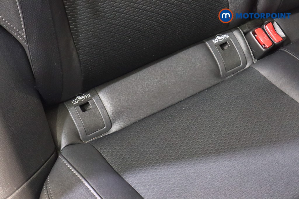 Nissan Qashqai Tekna Manual Diesel SUV - Stock Number (1621044) - 21st supplementary image