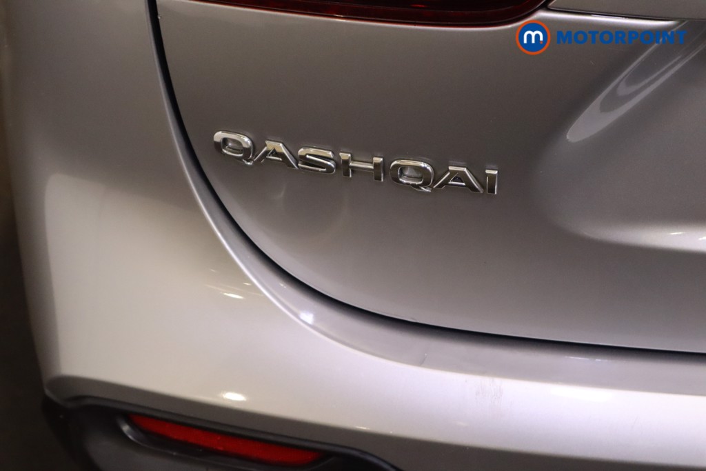 Nissan Qashqai Tekna Manual Diesel SUV - Stock Number (1621044) - 30th supplementary image