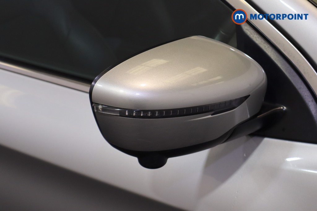 Nissan Qashqai Tekna Manual Diesel SUV - Stock Number (1621044) - 31st supplementary image