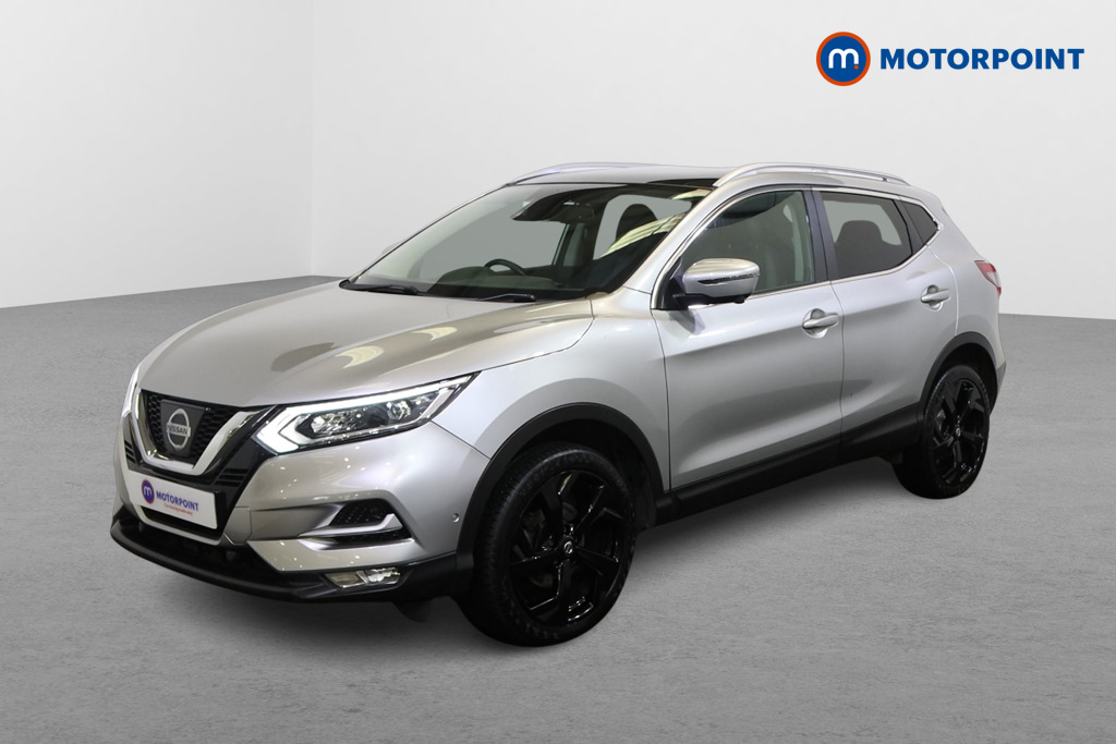 Nissan Qashqai Tekna Manual Diesel SUV - Stock Number (1621044) - Passenger side front corner