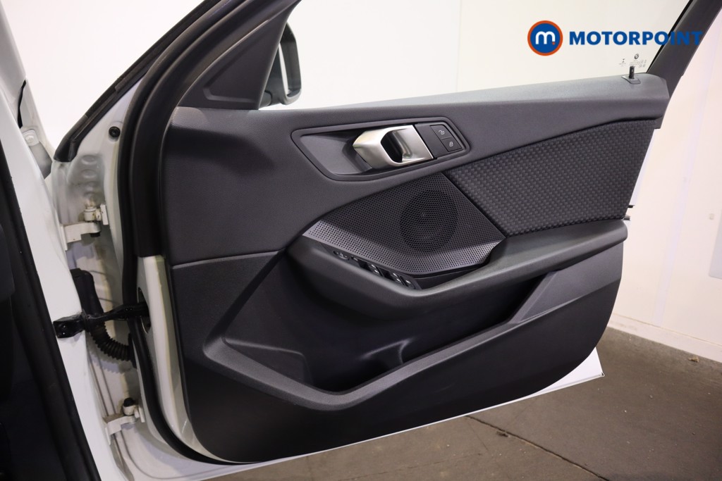 BMW 1 Series SE Automatic Petrol Hatchback - Stock Number (1621076) - 14th supplementary image