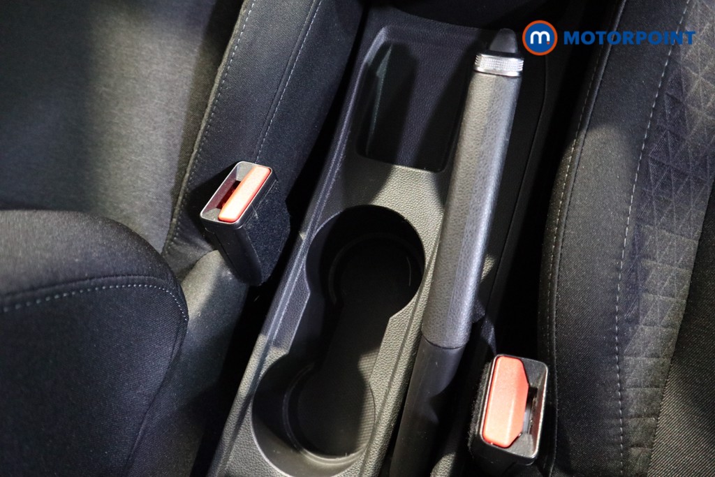 Renault Clio Play Manual Petrol Hatchback - Stock Number (1621089) - 9th supplementary image