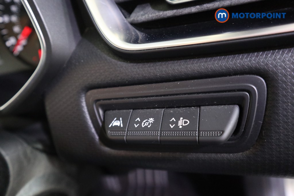 Renault Clio Play Manual Petrol Hatchback - Stock Number (1621089) - 11th supplementary image