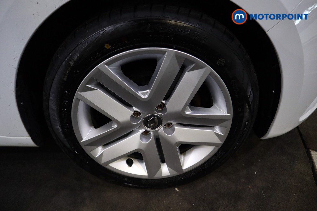 Renault Clio Play Manual Petrol Hatchback - Stock Number (1621089) - 19th supplementary image