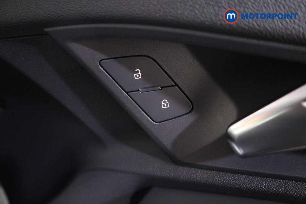 Audi A3 Sport Manual Petrol Saloon - Stock Number (1621305) - 15th supplementary image