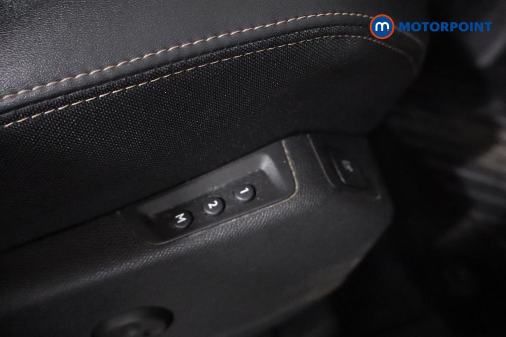 Peugeot 3008 Gt Premium Automatic Diesel SUV - Stock Number (1621367) - 14th supplementary image