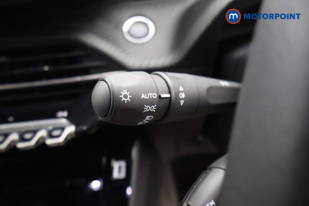 Peugeot 2008 Allure Automatic Electric SUV - Stock Number (1621618) - 10th supplementary image