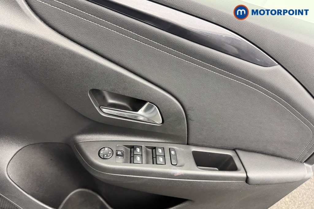 Vauxhall Corsa Elite Edition Manual Petrol Hatchback - Stock Number (1621678) - 9th supplementary image
