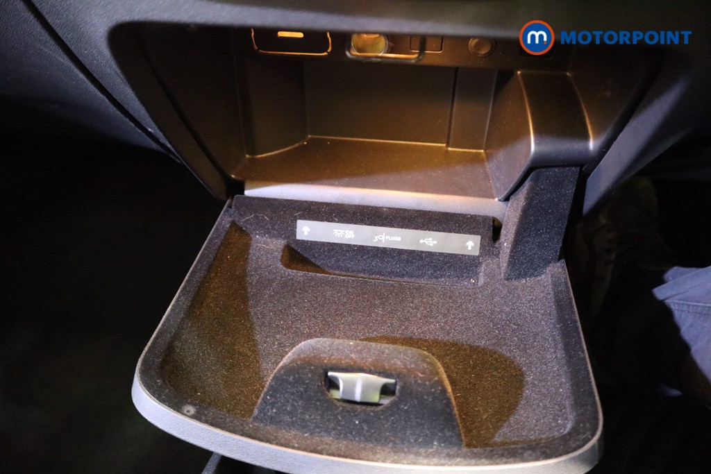 Citroen Grand C4 Spacetourer Touch Edition Manual Petrol People Carrier - Stock Number (1621790) - 8th supplementary image