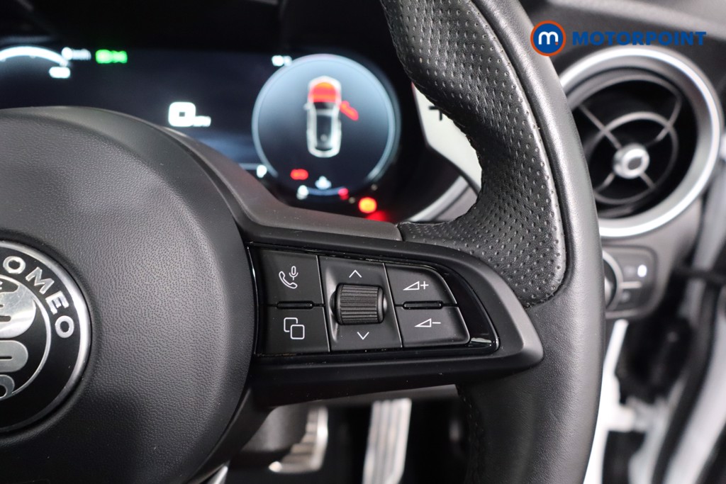 Alfa Romeo Stelvio Veloce Automatic Petrol SUV - Stock Number (1621838) - 8th supplementary image