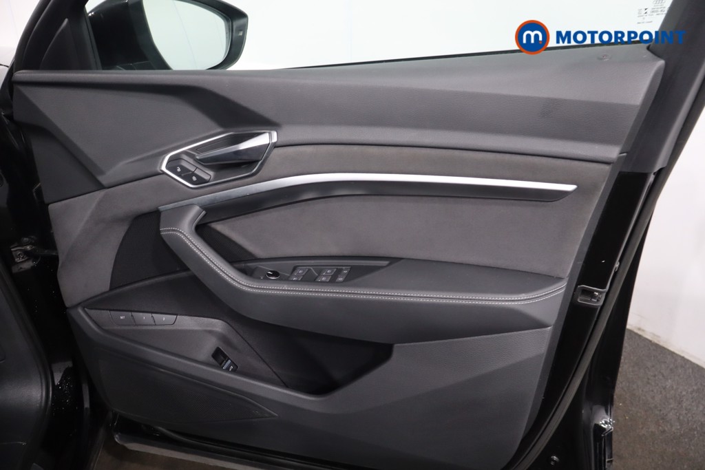 Audi E-Tron Black Edition Automatic Electric SUV - Stock Number (1621852) - 29th supplementary image