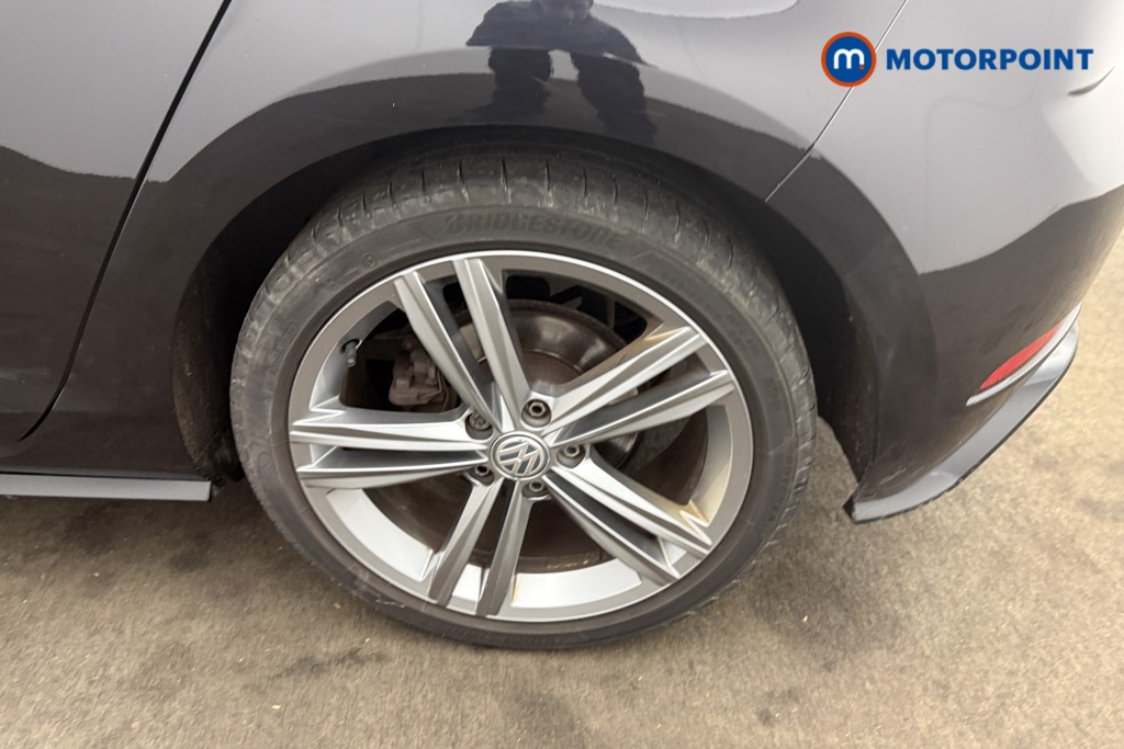 Volkswagen Golf R-Line Automatic Diesel Hatchback - Stock Number (1622098) - 32nd supplementary image