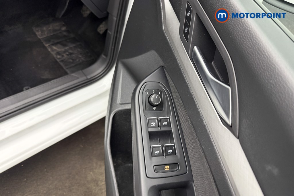 Volkswagen Golf Life Manual Petrol Hatchback - Stock Number (1622693) - 11th supplementary image