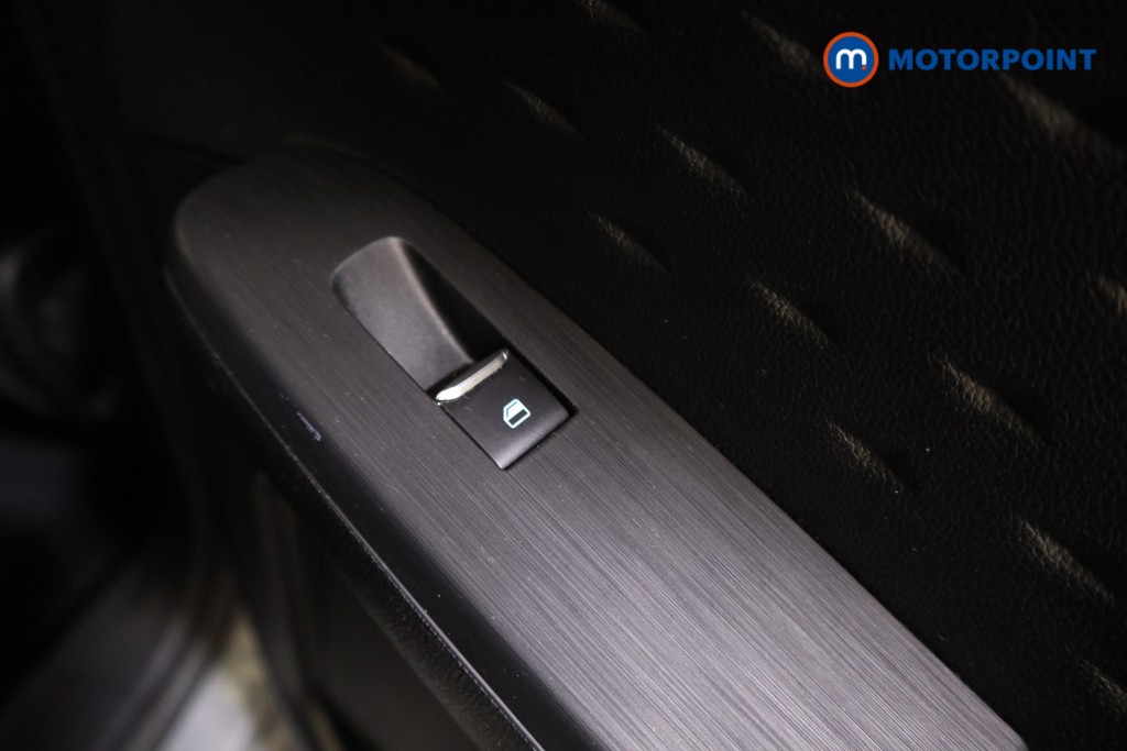 Ford Kuga St-Line Automatic Diesel SUV - Stock Number (1622768) - 21st supplementary image