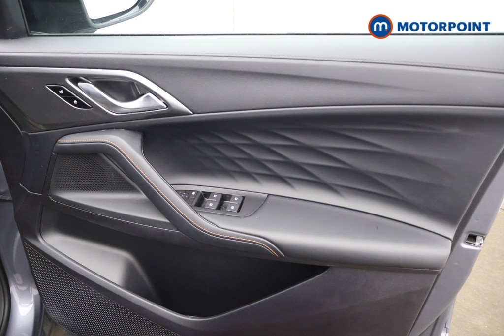 Mg Motor Uk HS SE Automatic Petrol-Electric Hybrid SUV - Stock Number (1623021) - 11th supplementary image