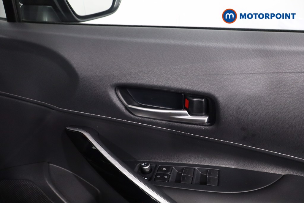 Toyota Corolla Design Automatic Petrol-Electric Hybrid Hatchback - Stock Number (1623090) - 25th supplementary image