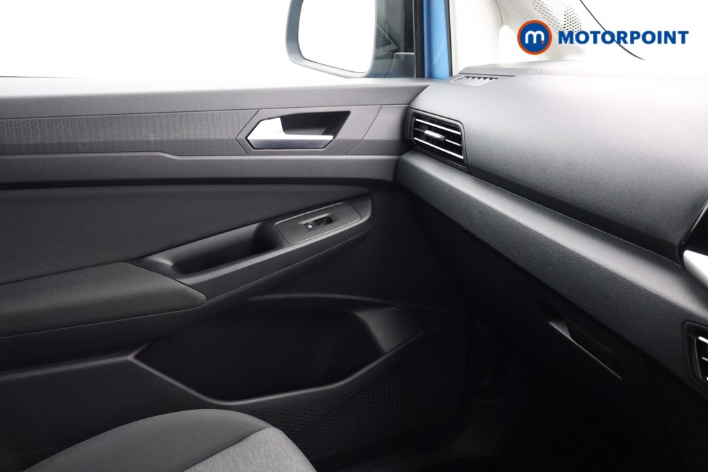 Ford Tourneo Connect Active Automatic Diesel People Carrier - Stock Number (1623536) - 7th supplementary image