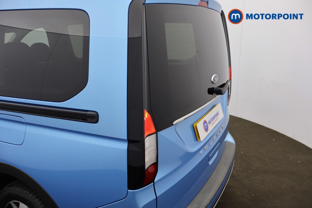 Ford Tourneo Connect Active Automatic Diesel People Carrier - Stock Number (1623536) - 13th supplementary image